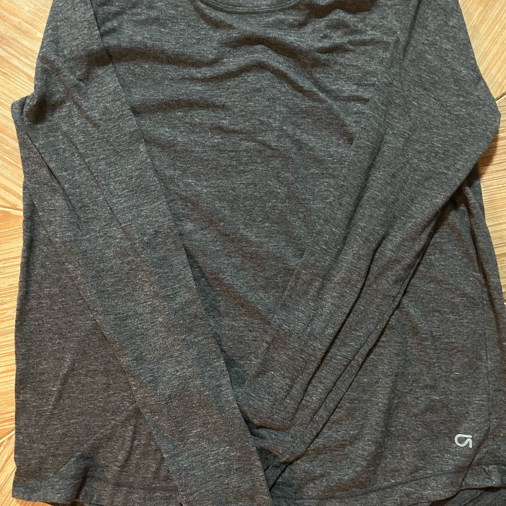 GAP Dark Gray Long Sleeve Tee